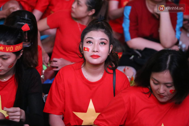 Việt Nam vô địch AFF Cup 2018, triệu CĐV nhảy múa ăn mừng-59