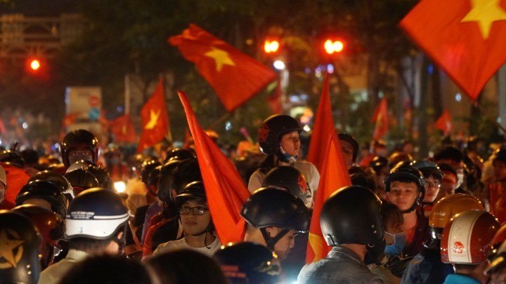 Việt Nam vô địch AFF Cup: 10 năm chờ đợi, sung sướng tột cùng-13