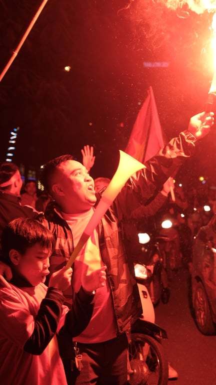 Việt Nam vô địch AFF Cup: 10 năm chờ đợi, sung sướng tột cùng-35