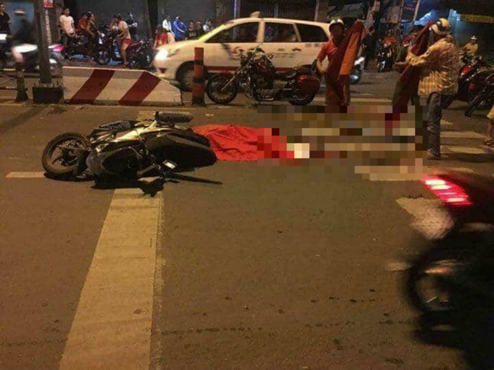 Đi ‘bão đêm’ ở Sài Gòn, nam thanh niên bị xe bồn cán chết-1