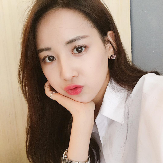 Khi bị mụn, nhiều nàng rất lười làm điều này nhưng ngờ đâu lại khiến tình trạng mụn thêm tồi tệ hơn-2