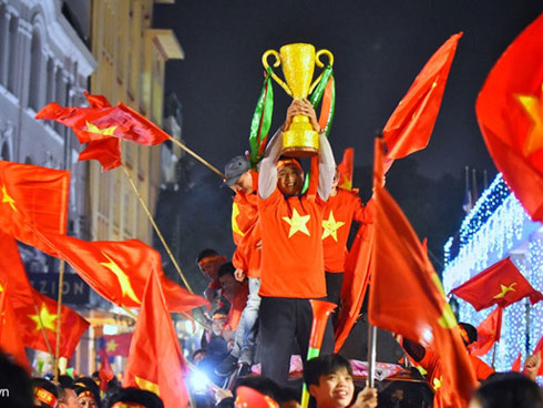 Trịnh Trọng Tuyên Bố Việt Nam Vô Địch! - cái tên hút hàng chục nghìn like dành cho ông bố nhờ dân mạng đặt tên cho con đúng hôm chung kết AFF Cup-3