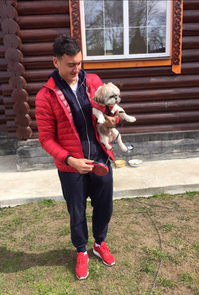 Gu thời trang trẻ trung, đơn giản của thủ môn Đặng Văn Lâm-11