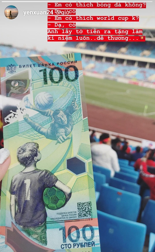 Duy Mạnh, Huy Hùng ôm hôn và tặng huy chương vàng cho bạn gái-7