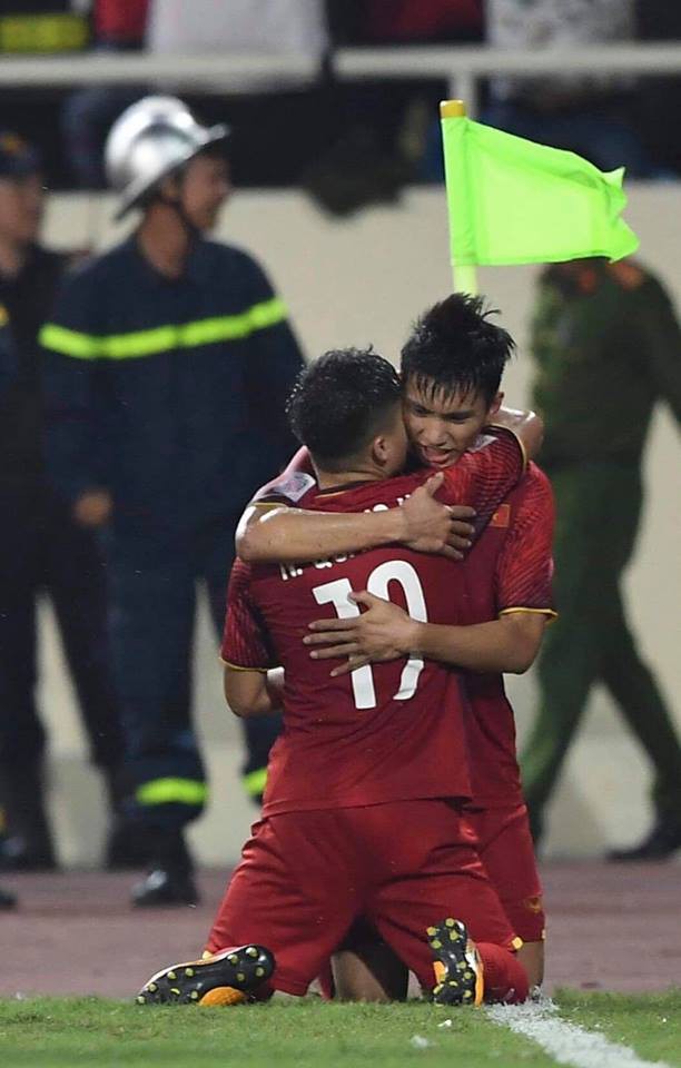 19 tuổi bạn làm được gì, đây là câu trả lời cực ấn tượng của Văn Hậu!-8