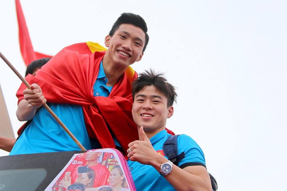 19 tuổi bạn làm được gì, đây là câu trả lời cực ấn tượng của Văn Hậu!-9