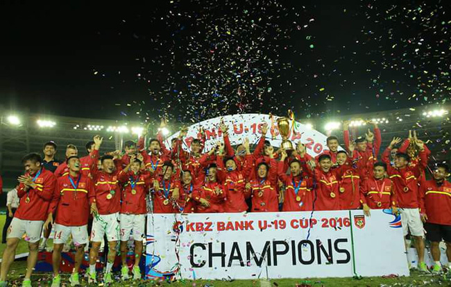 19 tuổi bạn làm được gì, đây là câu trả lời cực ấn tượng của Văn Hậu!-4