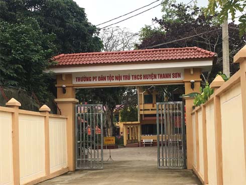 Bị khởi tố, hiệu trưởng dâm ô hàng chục học sinh ở Phú Thọ đối diện mức án nào?-1