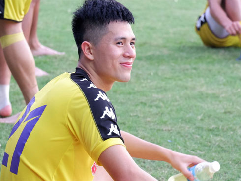 Chưa đi Hàn Quốc, Đình Trọng ở nhà phụ mẹ bán bưởi-3