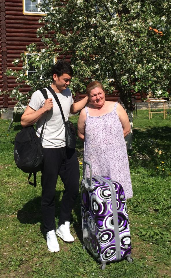 Cuộc sống bình dị của người bố nghệ sĩ và người mẹ Nga của siêu phẩm thủ thành Đặng Văn Lâm-16