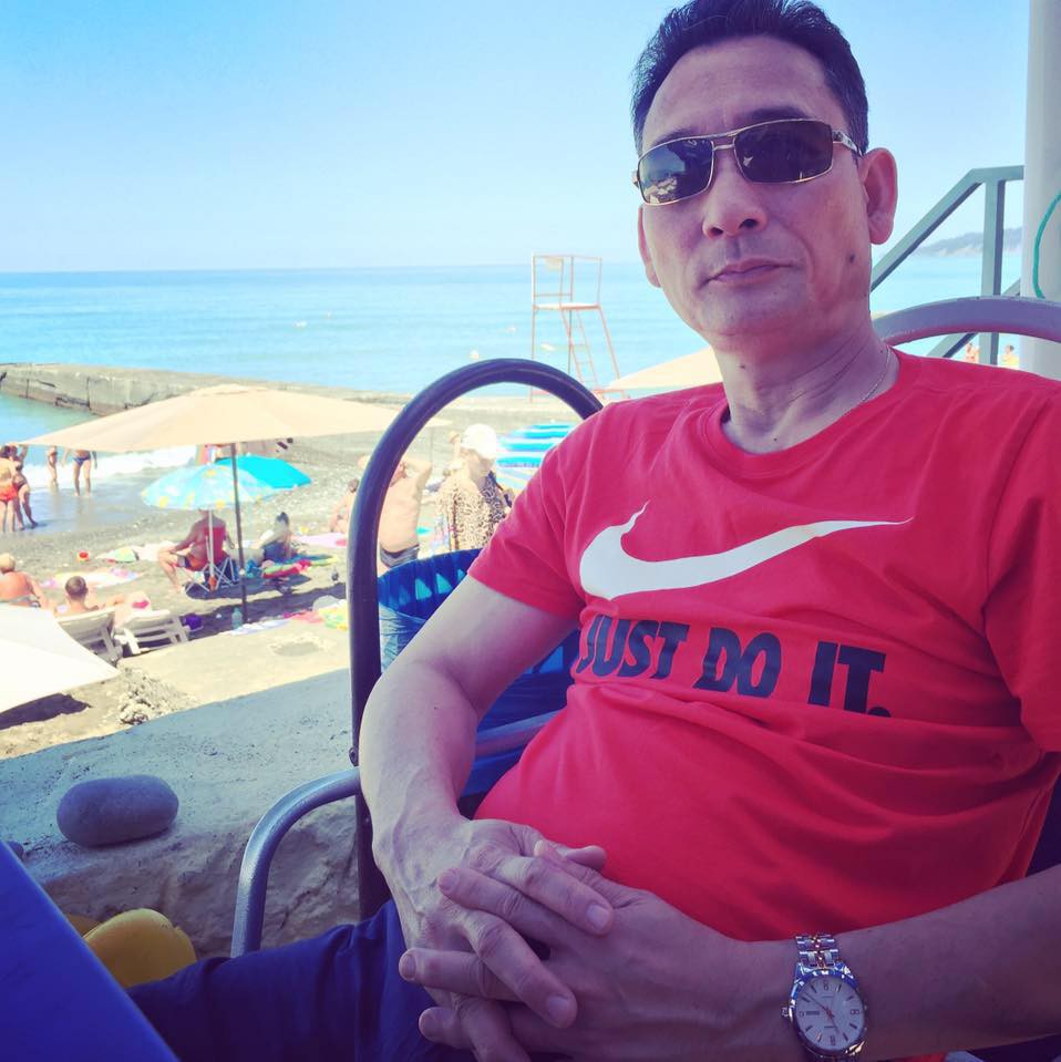 Cuộc sống bình dị của người bố nghệ sĩ và người mẹ Nga của siêu phẩm thủ thành Đặng Văn Lâm-2