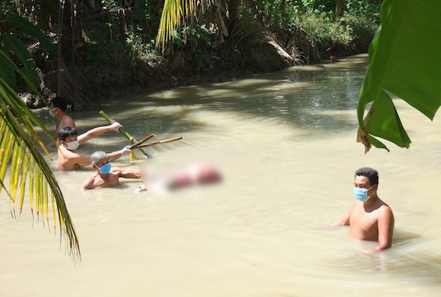 Chồng giết vợ, dìm xác dưới ao rồi tự vẫn-1