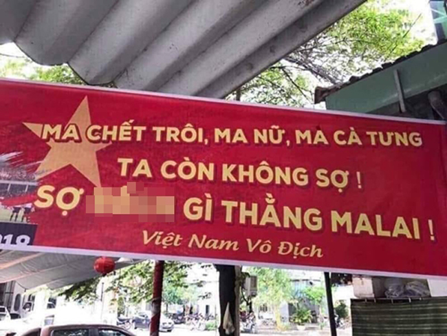 Những khẩu hiệu đi bão ăn mừng chức vô địch chất nhất Việt Nam-13