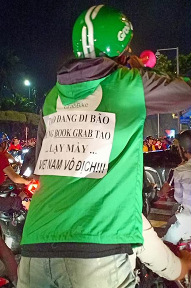 Những khẩu hiệu đi bão ăn mừng chức vô địch chất nhất Việt Nam-5
