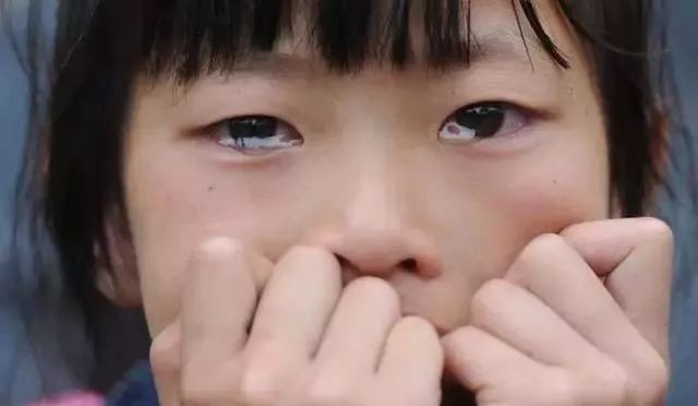 Khi trẻ xuất hiện 4 cảm xúc tiêu cực này có khả năng đã bị tổn thương trong trường mẫu giáo, bố mẹ không thể không quan tâm-2