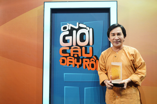 Hoài Linh choáng váng khi bị đồng nghiệp bóc mẽ: Hoài Linh không có vợ đâu phải do Hoài Linh yếu-2