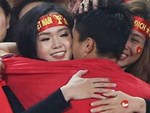 Clip: Những khoảnh khắc xúc động, tự hào của ĐT Việt Nam trong ngày vô địch AFF Cup-1