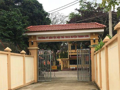 Vụ Hiệu trưởng bị tố dâm ô học sinh nam: 