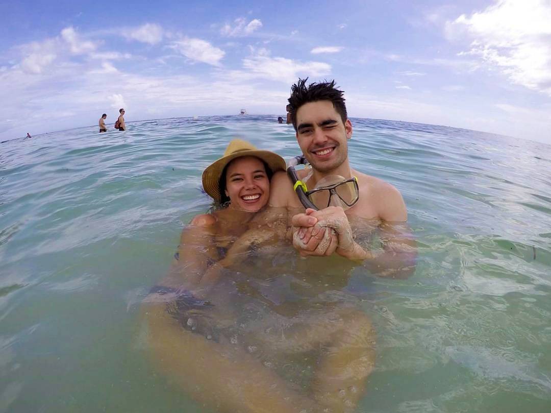 Tân Hoa hậu Hoàn vũ đã đẹp thì thôi, đến bạn trai cô cũng làm dân tình thổn thức vì gương mặt và body cực phẩm!-2