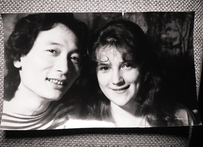 Từ bức ảnh cực phẩm của bố mẹ ngày trẻ, Lâm Tây được dân mạng xuýt xoa: Hóa ra đẹp trai nhờ di truyền!-2