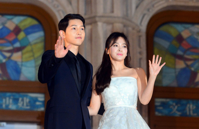 Hyun Bin và Song Hye Kyo: Tình yêu sâu đậm không vượt qua 4 chữ xa mặt cách lòng, đến cuối vẫn là đoạn tình dang dở đáng tiếc-9