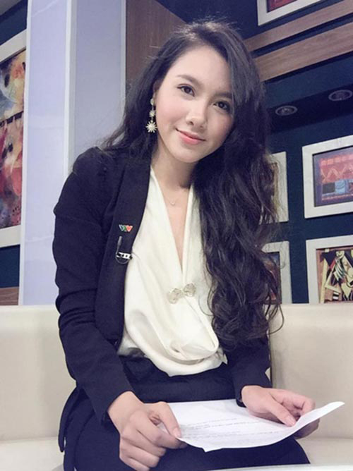 Mặt rắn, cằm nhọn lệch hẳn 1 bên - nhan sắc mỹ nhân Minh Hà của Hôn nhân trong ngõ hẹp khiến ai nấy giật mình-13