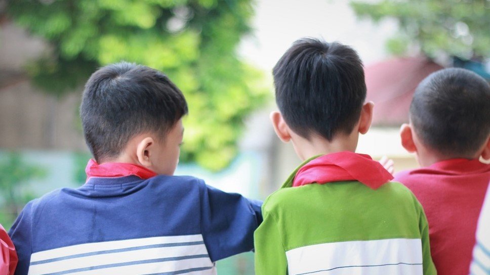 Học sinh bị lạm dụng tình dục không biết gọi đến ai-1