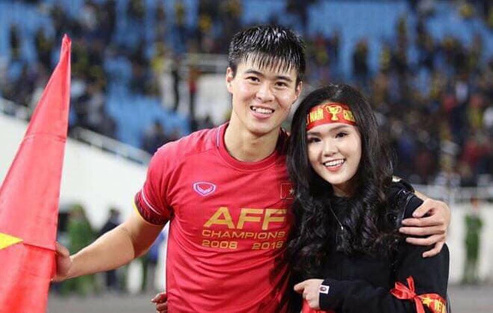 Cặp chị em danh giá khiến Văn Quyết, Duy Mạnh si mê-11