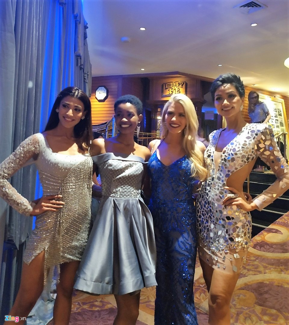 HHen Niê: Xin đừng trách móc chị phiên dịch ở Miss Universe-2