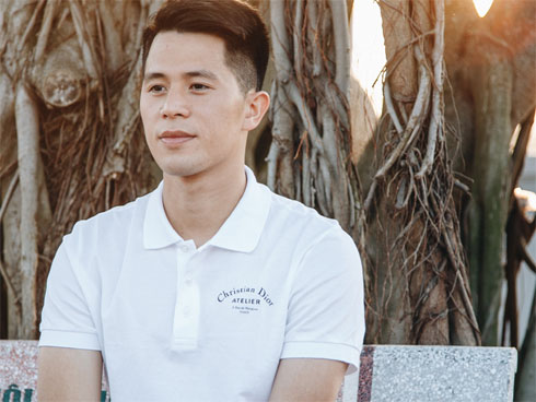 Cẩn thận như Đình Trọng: Nói tiếng Anh sợ người ta không hiểu nên ghi hẳn phiên âm... tiếng Việt cho lành!-7