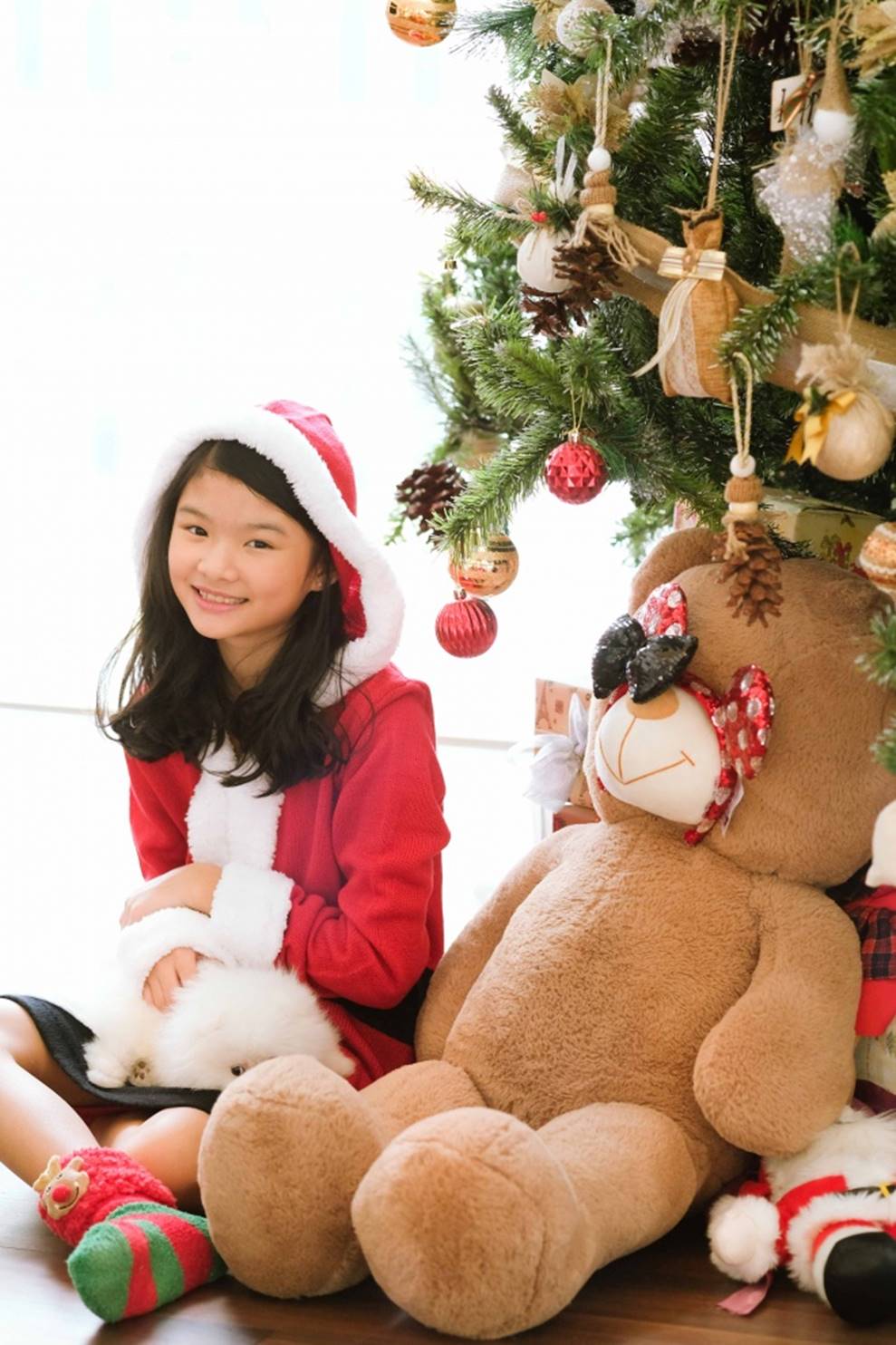 Trương Ngọc Ánh khoe vẻ gợi cảm, đón Giáng sinh sớm cùng con gái Bảo Tiên-9