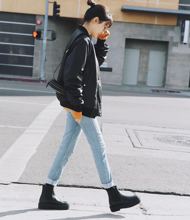 Ngắm 12 set đồ sau, các nàng sẽ nhận ra quần jeans + boots chính là cặp đôi giúp vẻ ngoài đạt 100% sành điệu-2