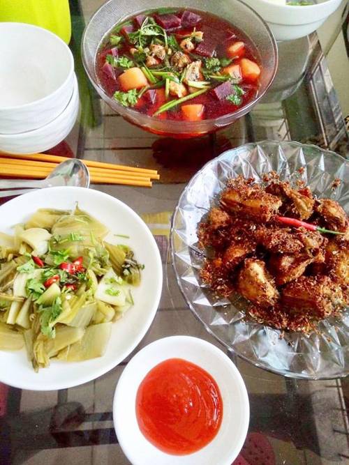 Gái Sài thành khoe những mâm cơm 3 người dưới 100k khiến ông xã lẫn mẹ chồng tâm phục-4