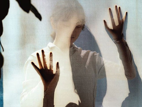 Đêm mặn nồng” đầu tiên, anh nhìn tôi hỏi: Em vá cái đó hết nhiều tiền không?”-3