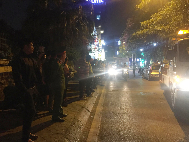 Nhân chứng kể lại giây phút xe Lexus đâm liên hoàn, 6 người nhập viện: Hai cô gái gây tai nạn hoảng loạn, xuống xe chạy đi gọi người thân-3