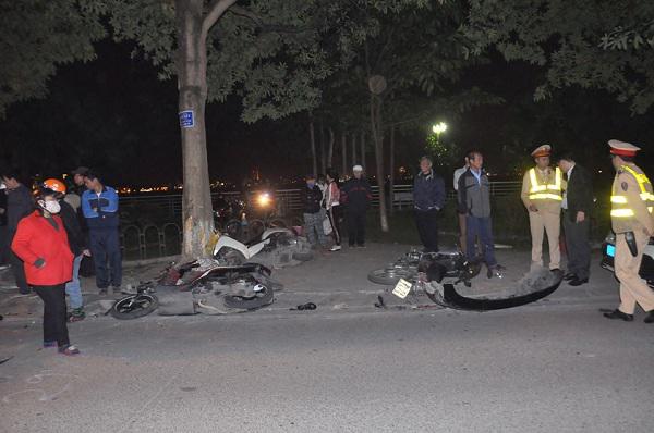 Hành động thản nhiên nóng mắt” của nữ tài xế Lexus khi gây tai nạn liên hoàn ở hồ Tây-1