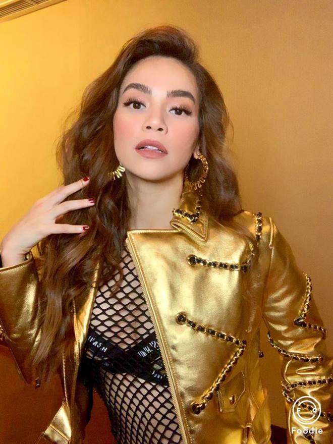 HHen Niê và Hồ Ngọc Hà, khi Hoa hậu bình dân đụng hàng biểu tượng thời trang-5