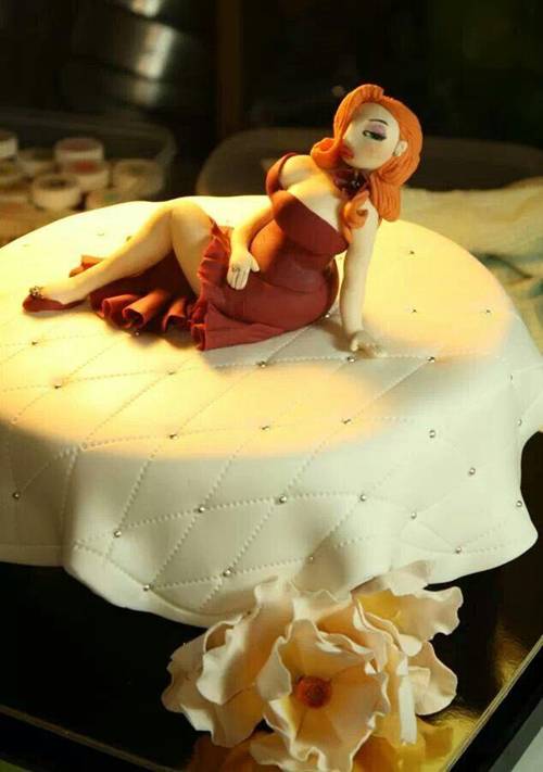 Nhìn xa tưởng hotgirl bốc lửa, chị em đỏ mặt, mày râu đổ máu mũi, lại gần mới bàng hoàng...-5