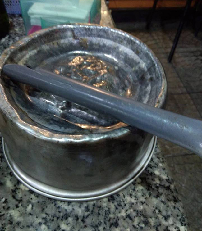 Thiệt hại khổng lồ của người hâm mộ sau chức vô địch của Việt Nam-1