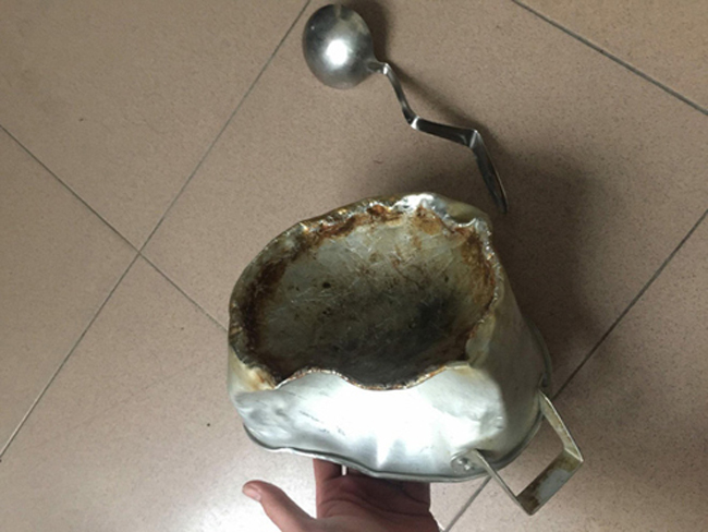 Thiệt hại khổng lồ của người hâm mộ sau chức vô địch của Việt Nam-11