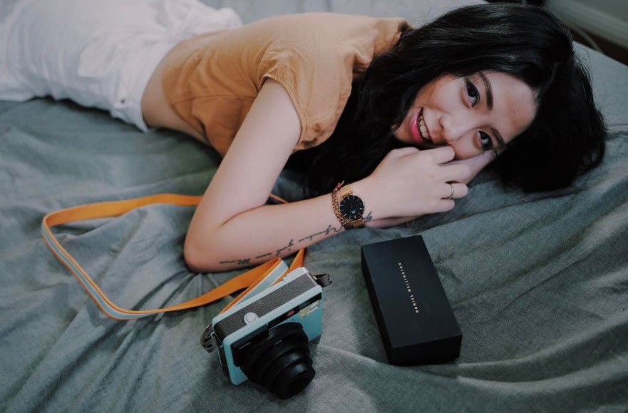 6 cô nàng du học sinh xinh nhất 2018: Người là bạn gái cầu thủ, người body như hotgirl, người giành học bổng khủng 15 tỷ đồng-17