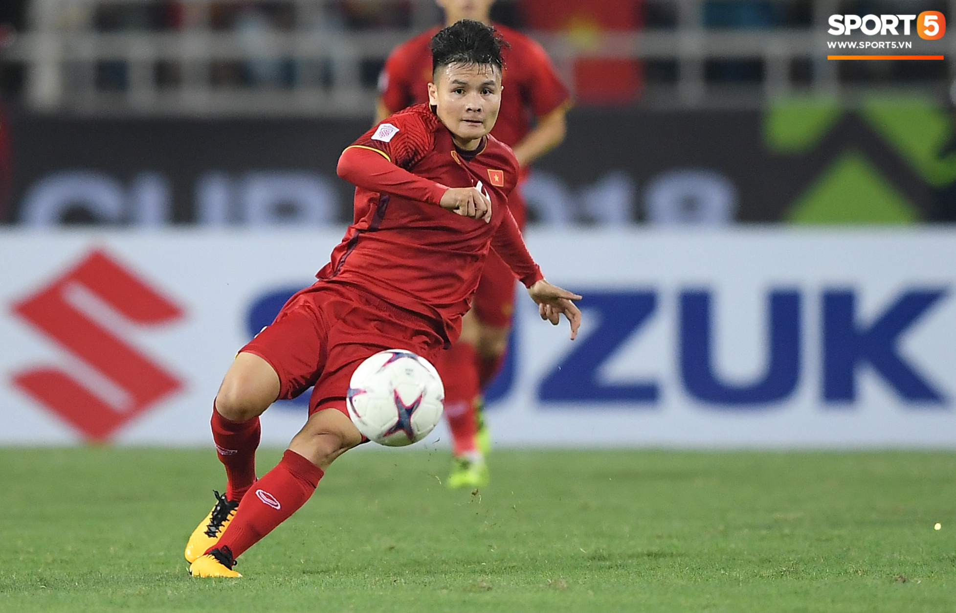Quang Hải lọt vào danh sách rút gọn đề cử cầu thủ xuất sắc nhất Châu Á 2018-1