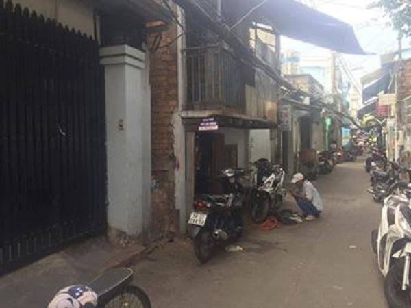 Nam thanh niên nghiện ma túy nhẫn tâm đâm nhiều nhát dao vào anh trai ruột rồi bỏ trốn-1