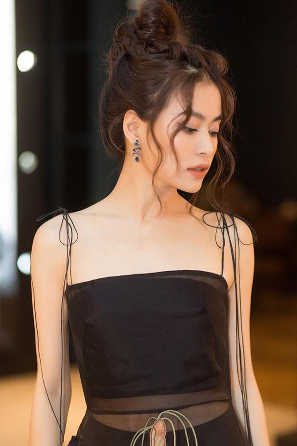 Chưa hạ nhiệt, 3 màu son gắn bó với sao Việt năm nay vẫn lên ngôi mùa lễ hội này!-7