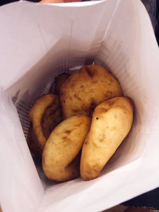 Chiếc bánh tiêu nhất phẩm ở Vũng Tàu làm người ta xếp hàng cả tiếng mới mua được-7