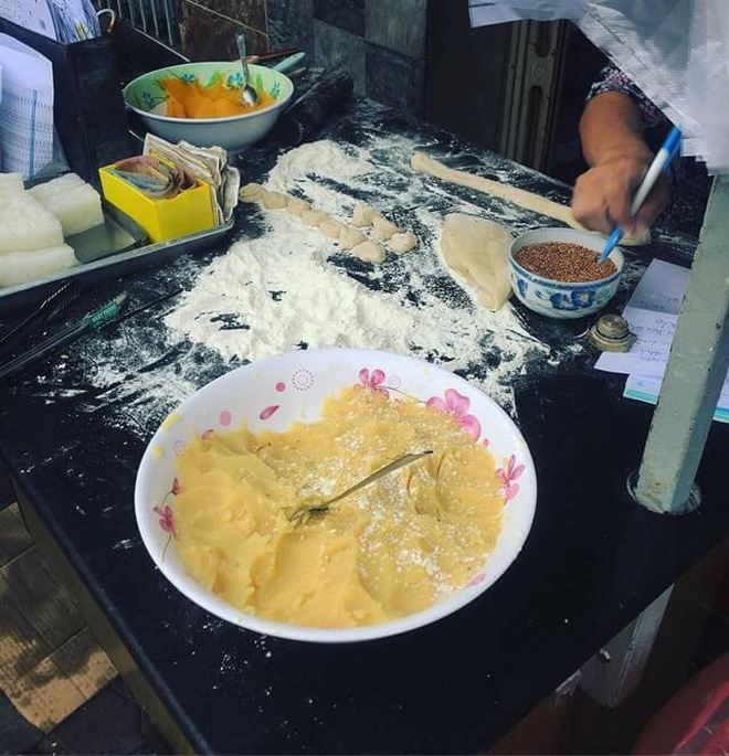 Chiếc bánh tiêu nhất phẩm ở Vũng Tàu làm người ta xếp hàng cả tiếng mới mua được-8