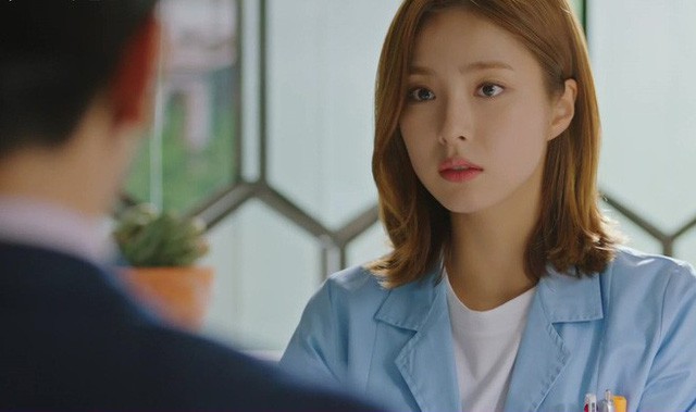 Em chồng dẫn người yêu về ra mắt gia đình, tôi sốc không nói nên lời khi nhìn thấy người đàn ông đó-2