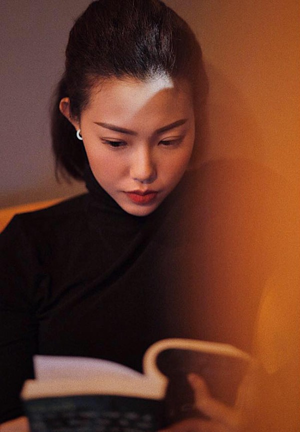 Người mẫu bikini nóng bỏng, từng khiến thủ môn Lâm Tây yêu say đắm giờ ra sao?-9