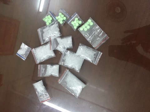 Độc chiêu gạ tình chân dài bằng… hàng trắng”-2