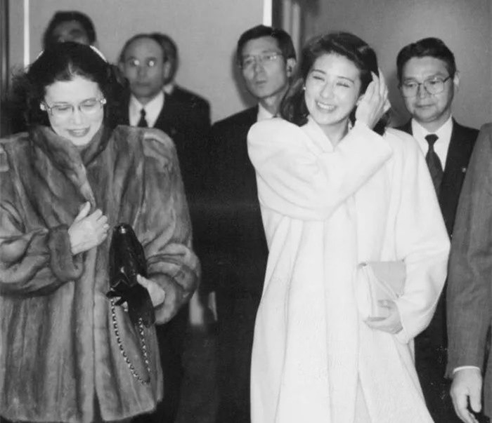 Masako - Công nương xinh đẹp của Hoàng gia Nhật Bản: Nỗi sầu nhung lụa của con chim quý bị nhốt chặt trong lồng son-8